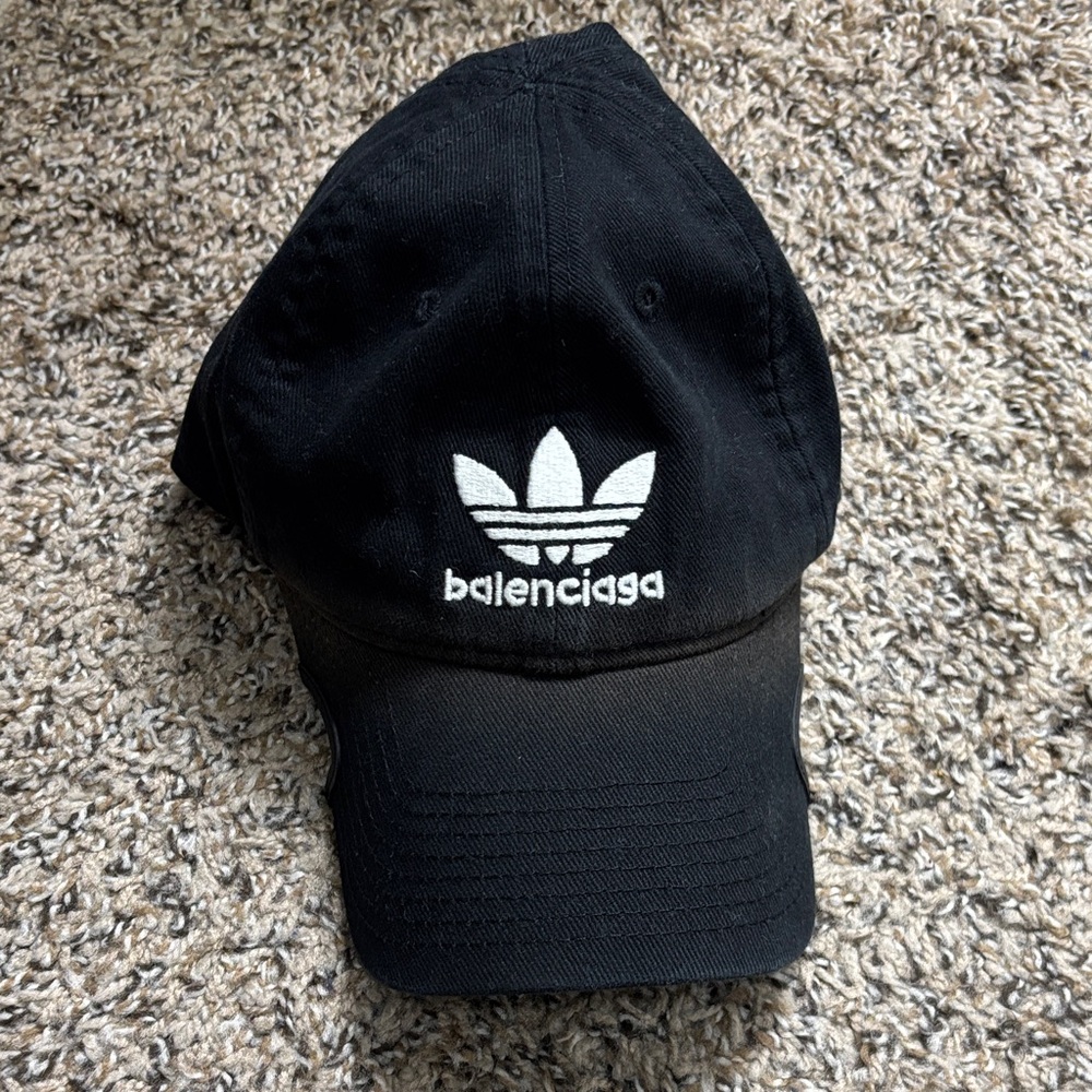 Latest Balenciaga Black and White Logo Cap